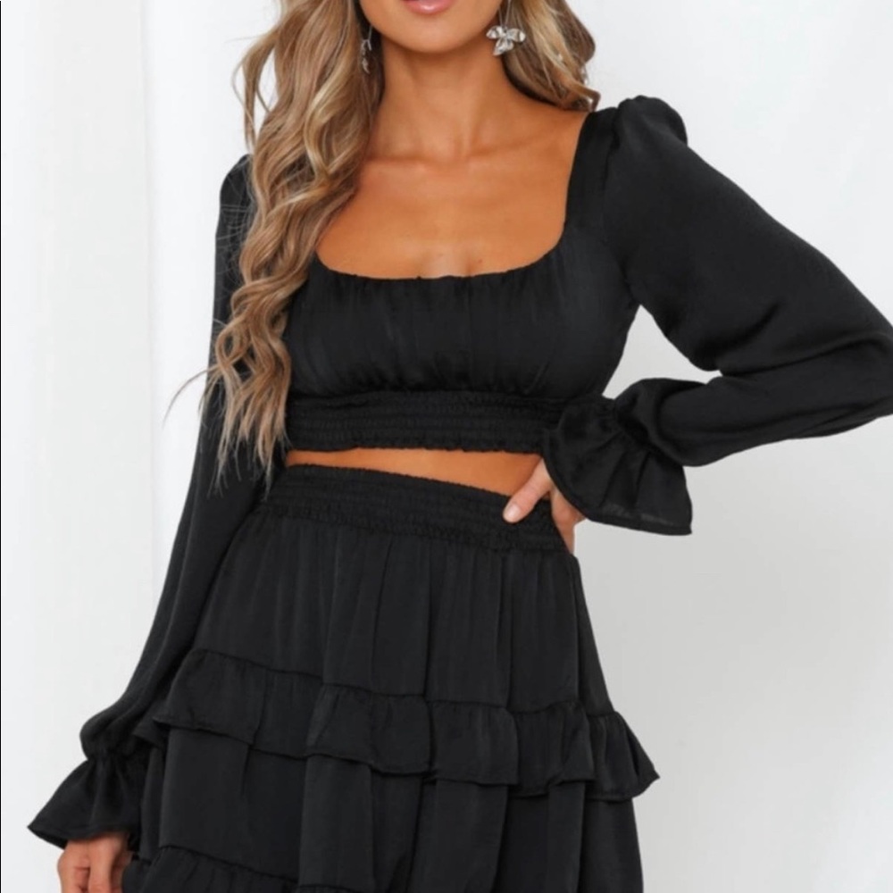 Hello Molly ‘On Screen’ Long Sleeve Crop Top NWT